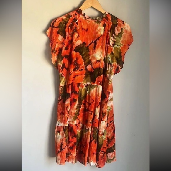 Marie Oliver Ruffle V-Neck Short Sleeve Plated Mini Dress Size XS - Picture 8 of 11